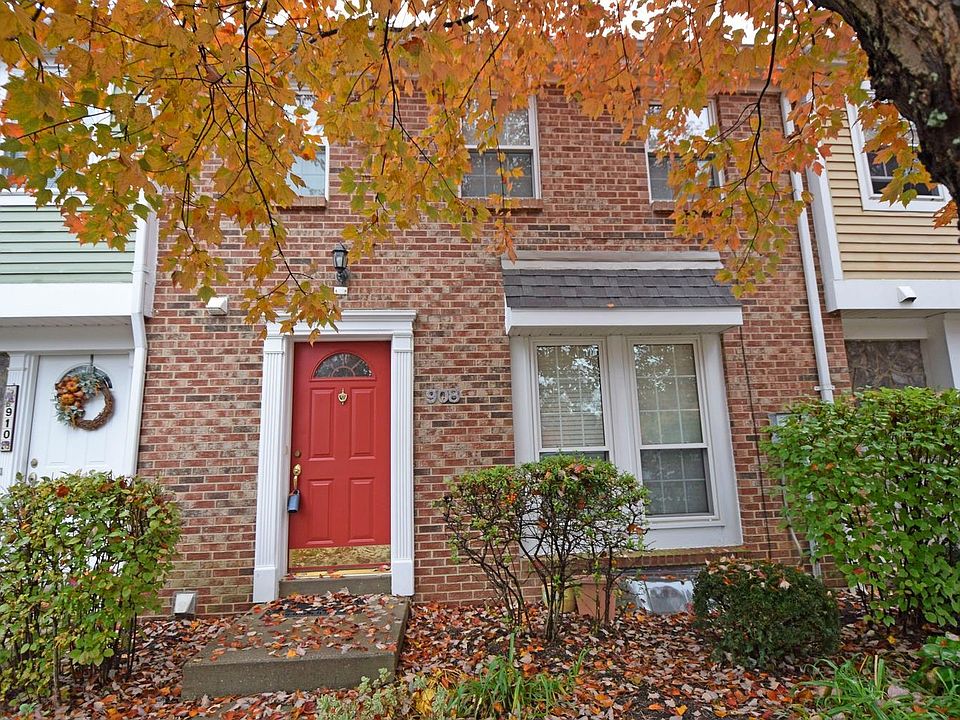 1st image of 908 Woodlyn Dr N