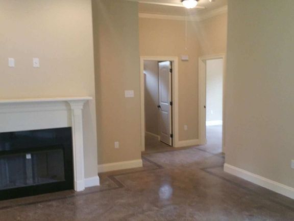 Hall to Bedrooms 2,3  &4