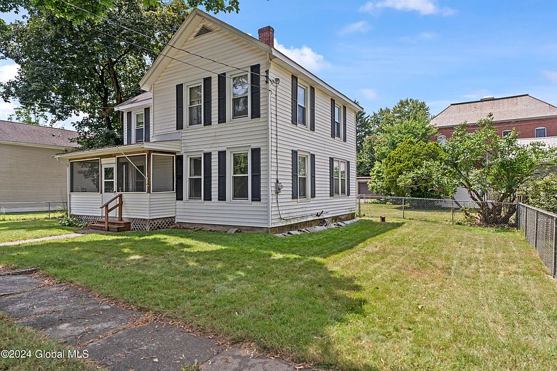 3rd image of 5 Edward Street