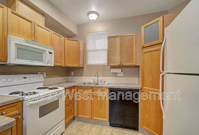 5264 NE 121st Ave #30 — Photo 19