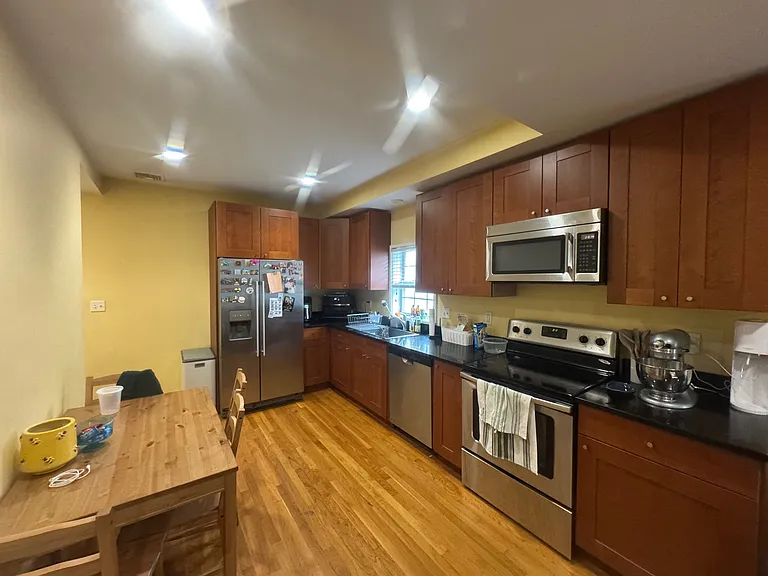 62 William St #2A — Photo 1