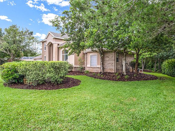 3rd image of 4393 Windrush Dr