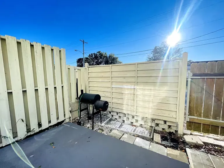 1011 Hunter Ave #6 — Photo 13