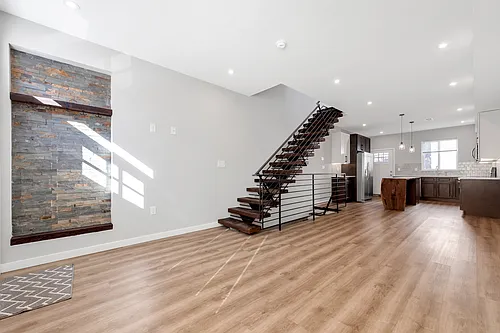 2635 W Sterner St Photo 1