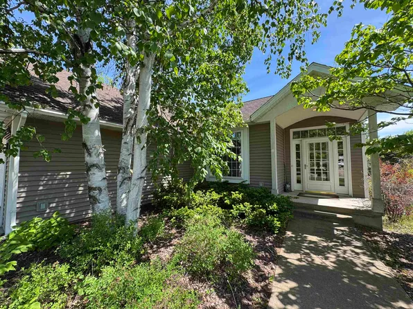 451 Oak View Meadow Ct, Amherst, WI 54406