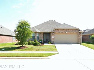 2109 Willow Creek Dr, Little Elm, TX 75068