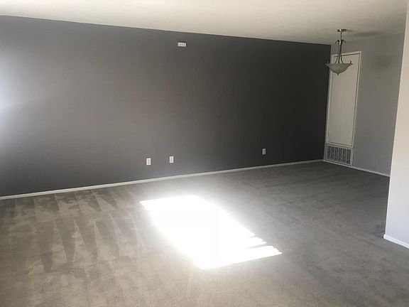 3rd image of 4725 Hayford Way #0