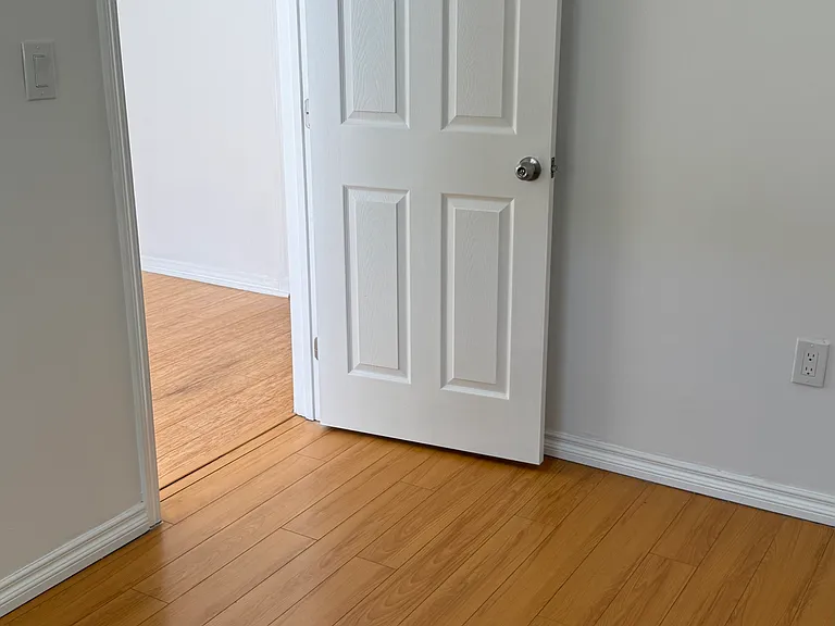 7717A Romaine St — Photo 20