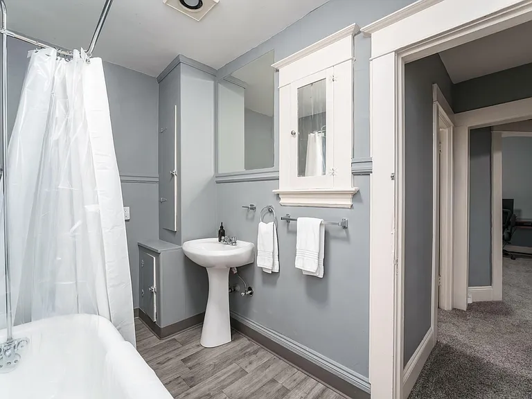 1606 NE 49th Ave #B — Photo 17
