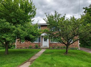 101 White St APT 3, South Burlington, VT 05403