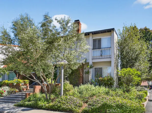 401 Vista Roma, Newport Beach, CA 92660