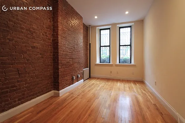 Rented by Compass | media 4