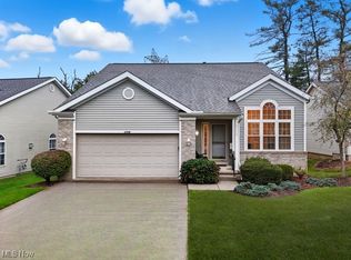 2708 Edgebrook Xing, Twinsburg, OH 44087