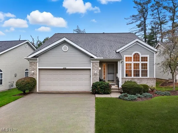 2708 Edgebrook Xing, Twinsburg, OH 44087