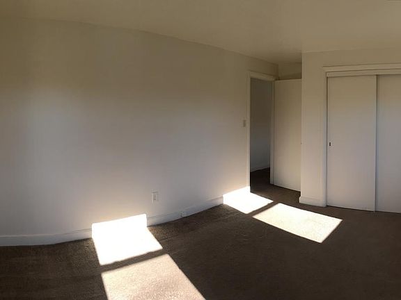 Large Corner Bedroom