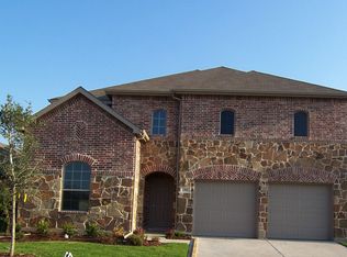 303 Highland Fairway Ln, Wylie, TX 75098