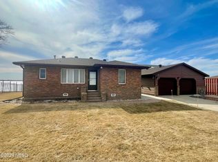 92 N Lake Dr, Watertown, SD 57201