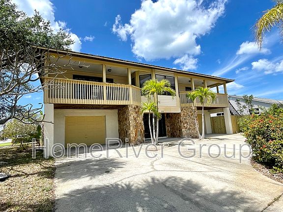 2nd image of 2400 Bayshore Dr