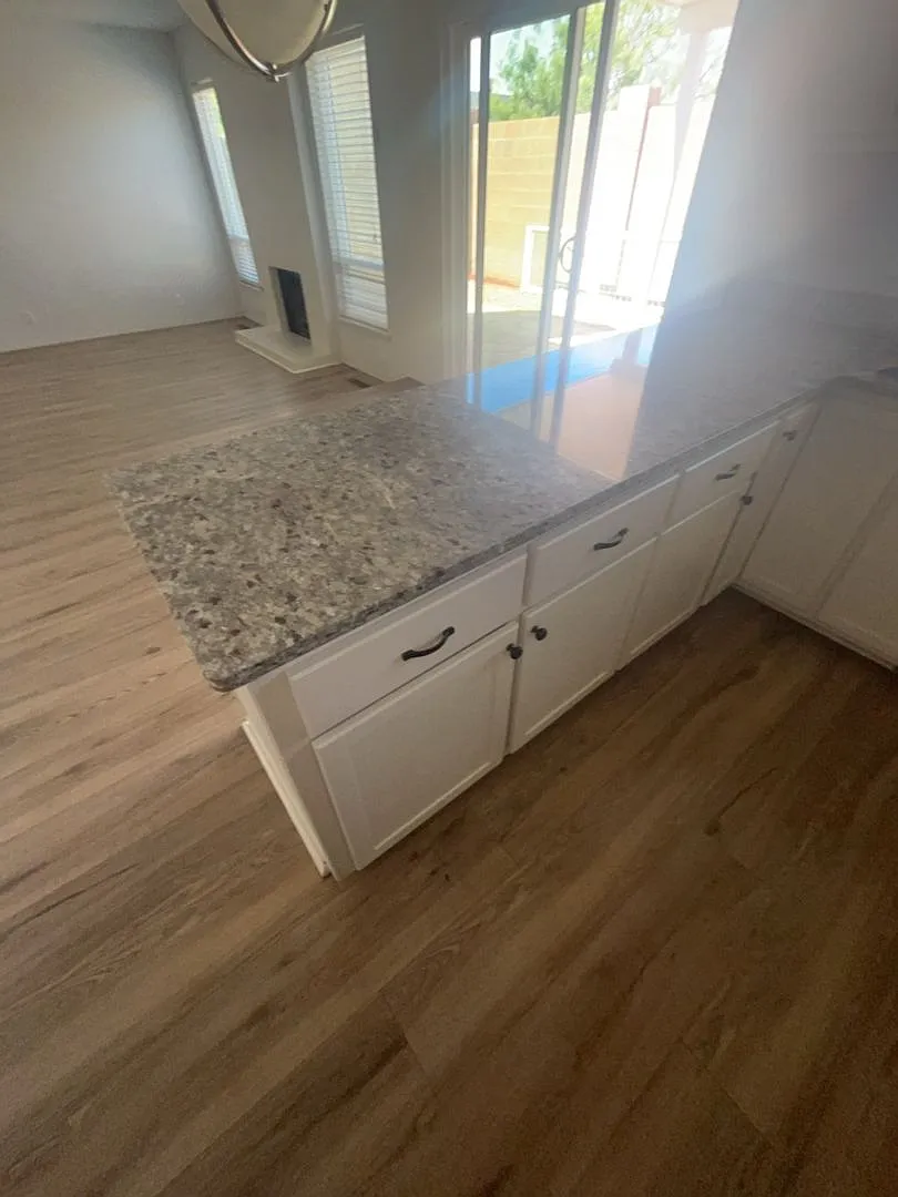 2-bedroom, 2-bathroom home located in the vibrant city of Albuquerque — Photo 3