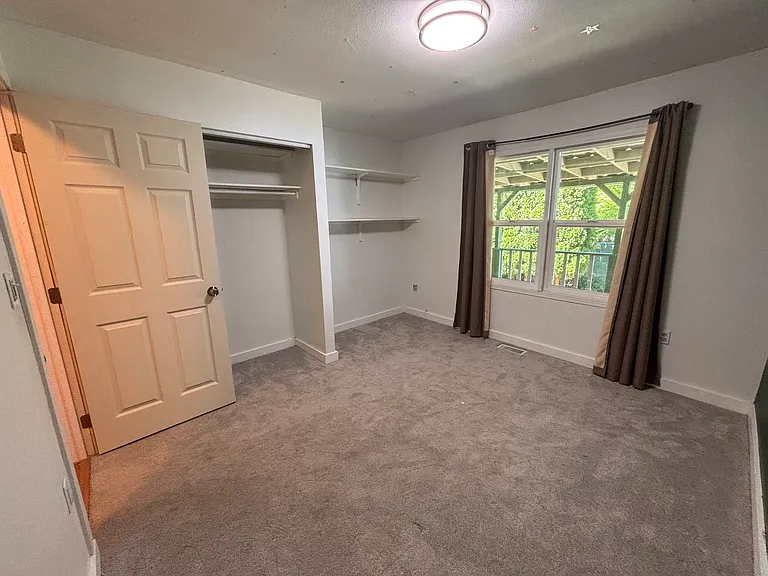17735 Gerilyn Ct — Photo 10