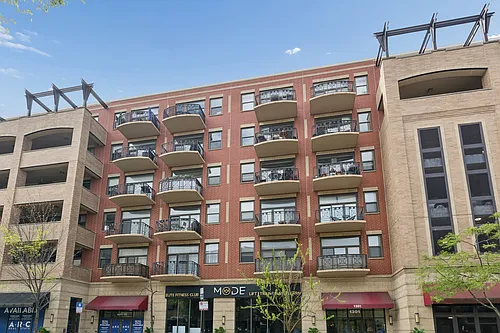 1301 W Madison St #503 Photo 1