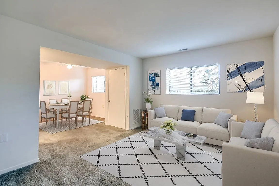 Meadow Creek Apartments — Photo 2