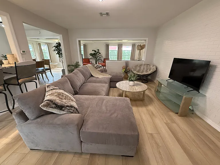 1433 Marjohn Ave — Photo 5