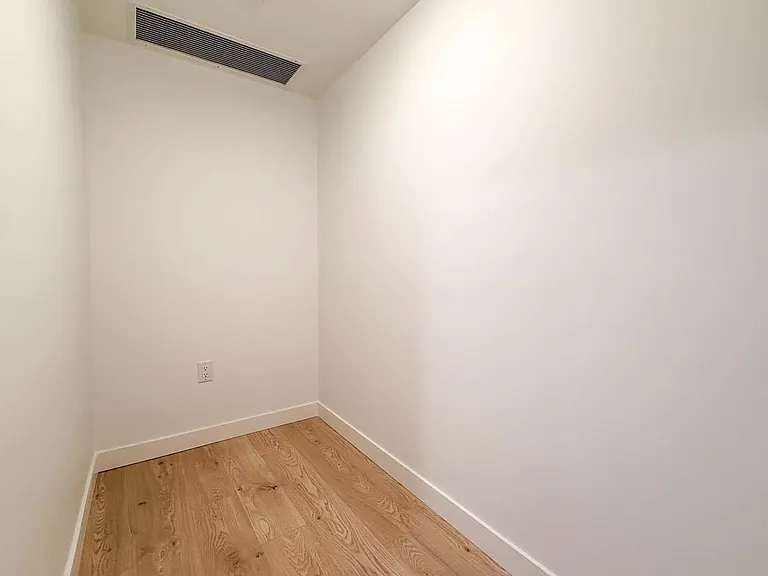 1680 E 12th Ave #204 — Photo 27
