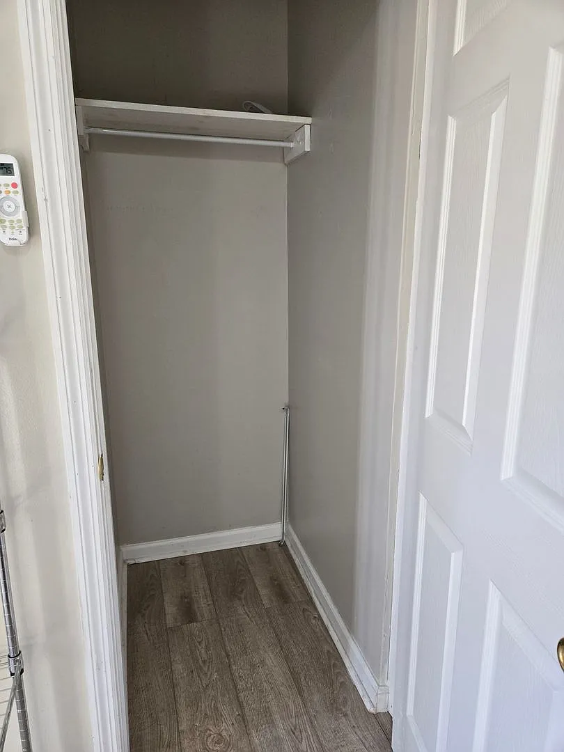 Duplex For Rent-Great Location! — Photo 4