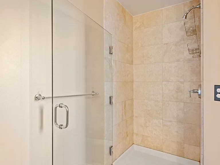 331 Keller St #4 — Photo 18