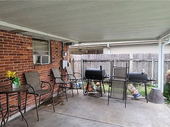 5th image of 1640 Tropic Dr