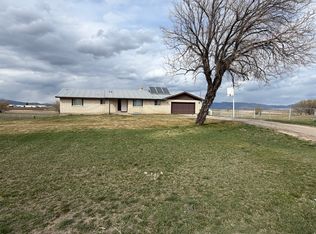 105 E 2 N, Paris, ID 83261