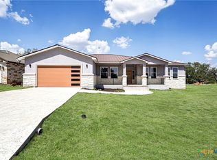 206 Desert Rose N, Horseshoe Bay, TX 78657