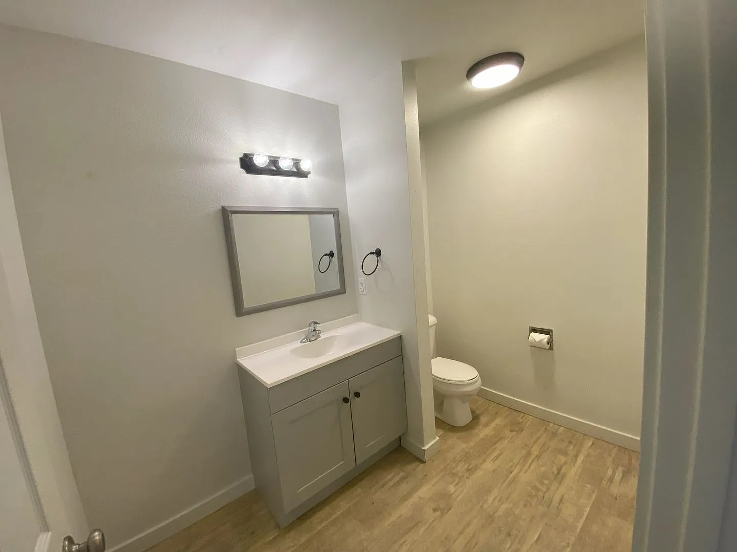 Chandler Complex — Photo 3