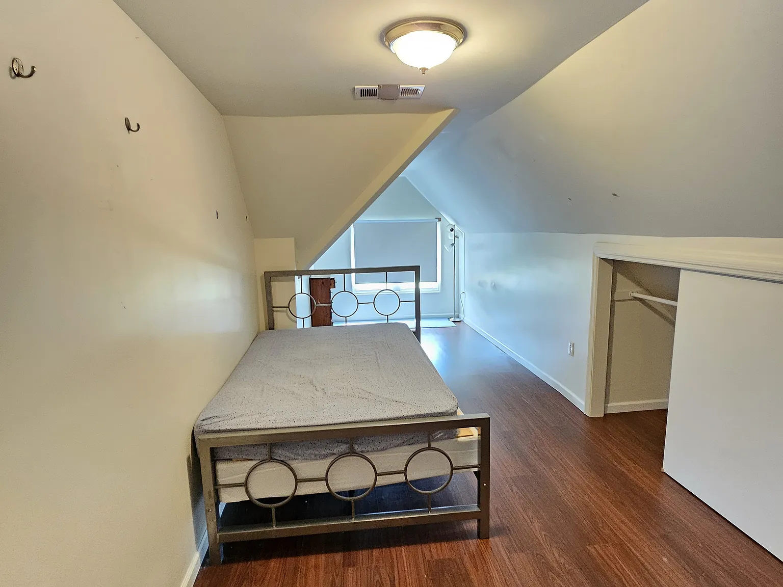1602 Jacob Street — Photo 3