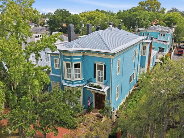 207 E Gwinnett St, Savannah, GA 31401