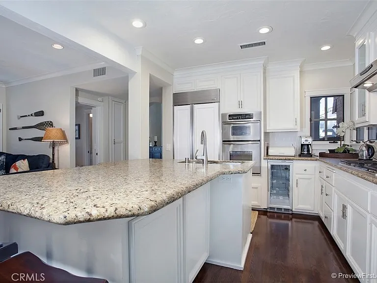 441 Carnation Ave — Photo 9