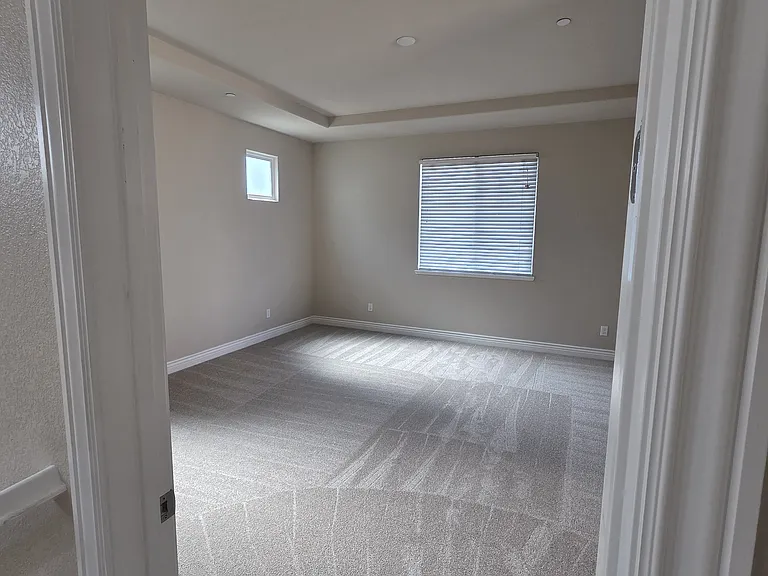 2347 Carbondale Way — Photo 13