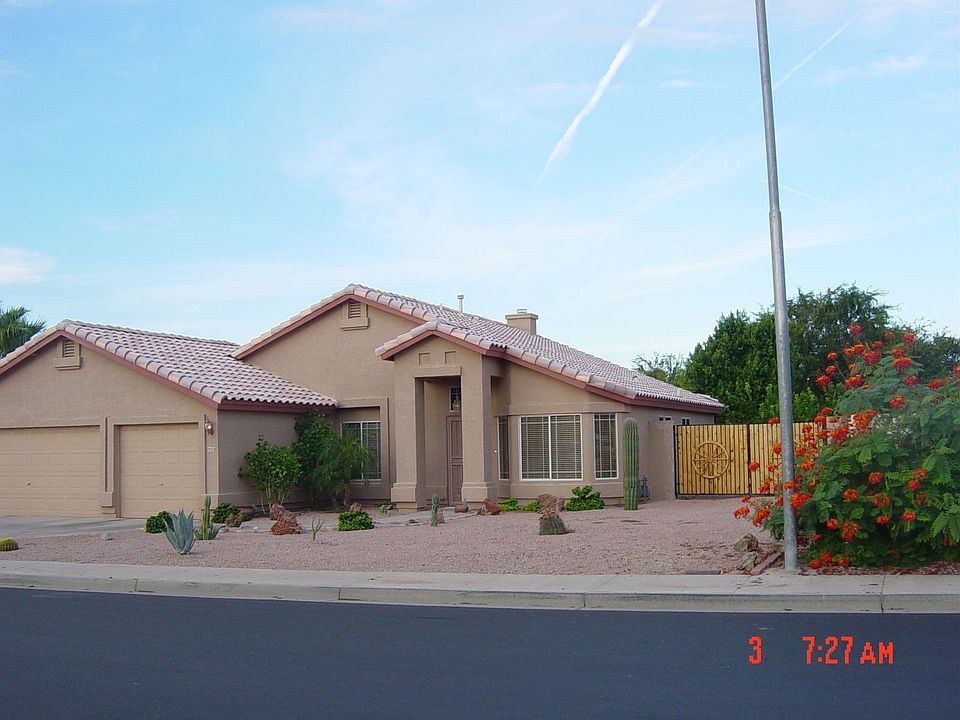 1st image of 552 N Vista Del Sol