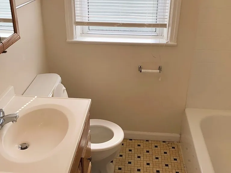 Nola Court Apartments — Photo 108