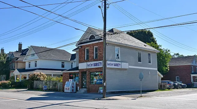 256 Ontario St