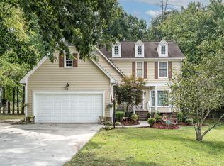909 Clay Hill Dr, Knightdale, NC 27545