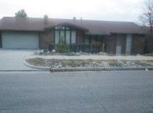 8828 S Alpen Way, Cottonwood Heights, UT 84121