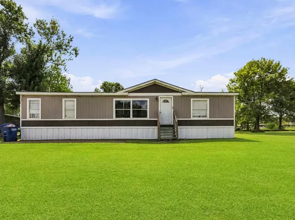 7126 Mourning Dr, Baytown, TX 77521