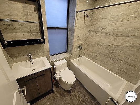 4th image of 2817 Frederick Douglass Blvd #3L
