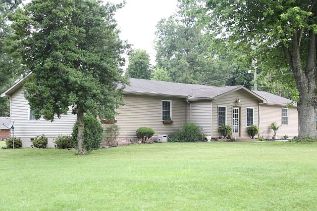 1st image of 1482 Highland Dr