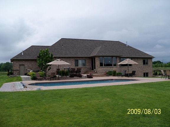 4th image of 1992 Sunny Brook Dr