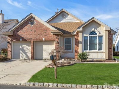 16 Brighton Ct, Monroe Township, NJ, 08831