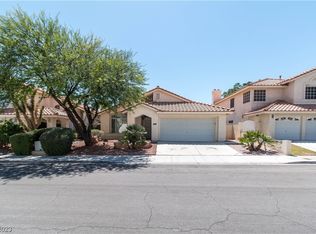 1808 Summit Pointe Dr, Las Vegas, NV 89117