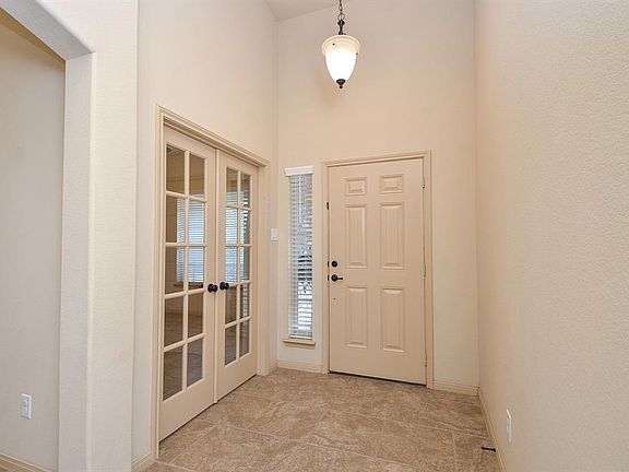 5th image of 25211 Saber Oaks Dr